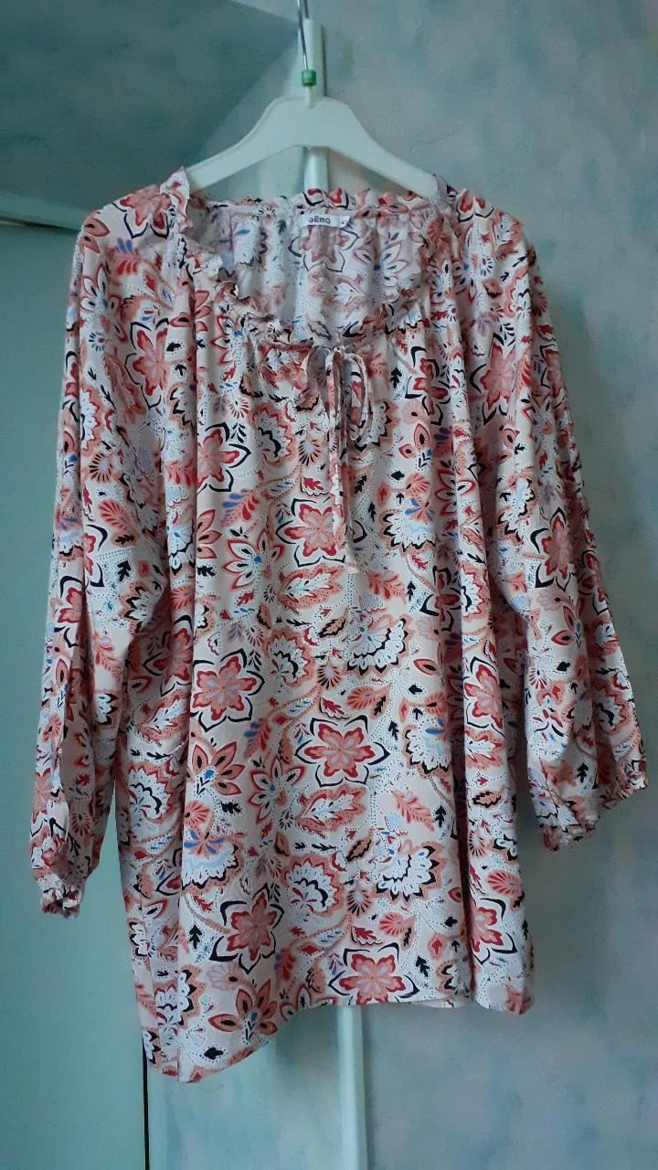 Top femme taille 48-50